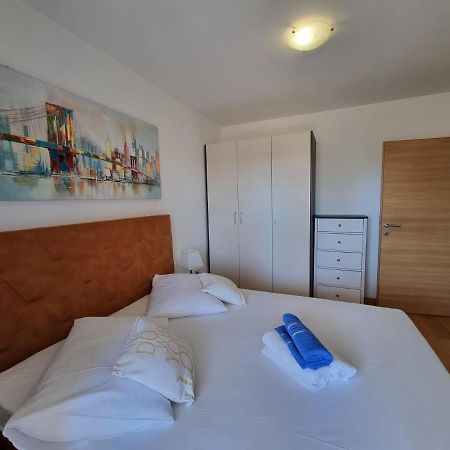 Apartman Marija Biograd Na Moru Exteriör bild